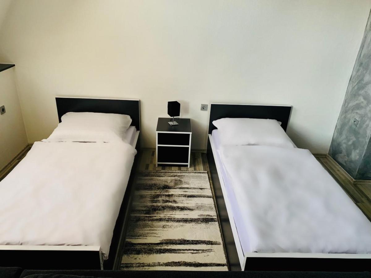 Noor Apartman Bihac Appartement Buitenkant foto